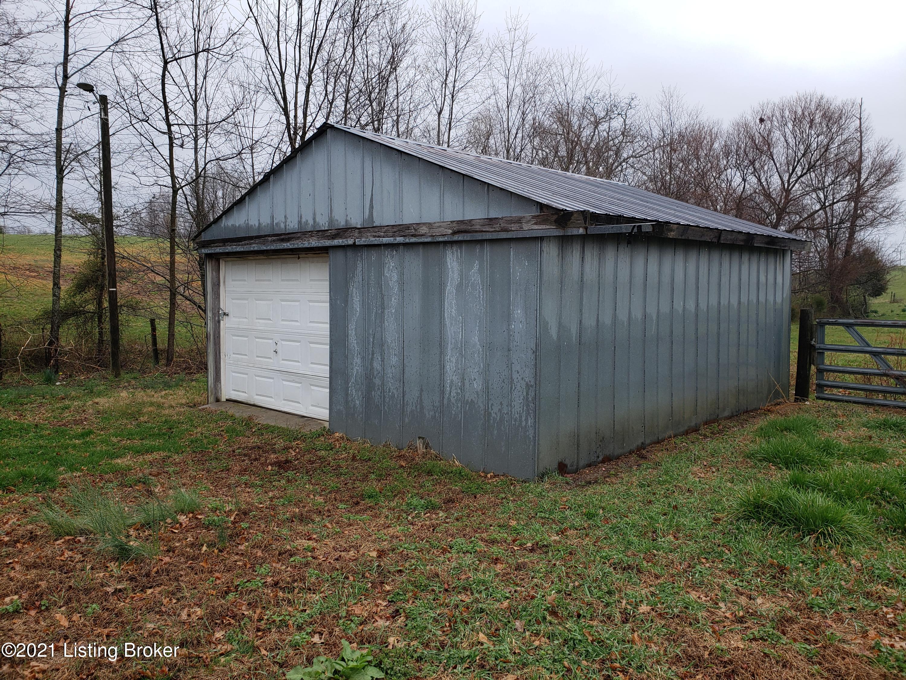 265 Bennett Road Rineyville, KY 40162 - Photo 2 of 3 20210325_115109