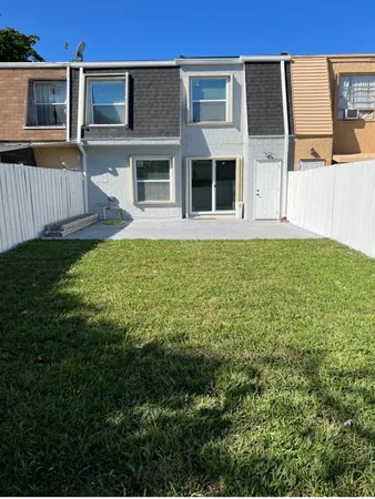 $2,700 | 314 Sunshine Drive, Coconut Creek, FL 33066