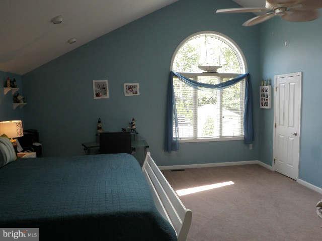 86 Johnson Road Pasadena, MD 21122 - Photo 21 of 30 Bedroom (Master) WITH POLADUIM WINDOW