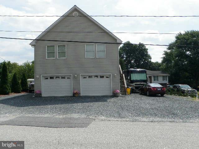 86 Johnson Road Pasadena, MD 21122 - Photo 24 of 30 32X28 GARAGE & OUTSIDE PARKING FOR 6 CARS