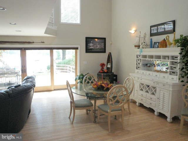 86 Johnson Road Pasadena, MD 21122 - Photo 10 of 30 Dining Room