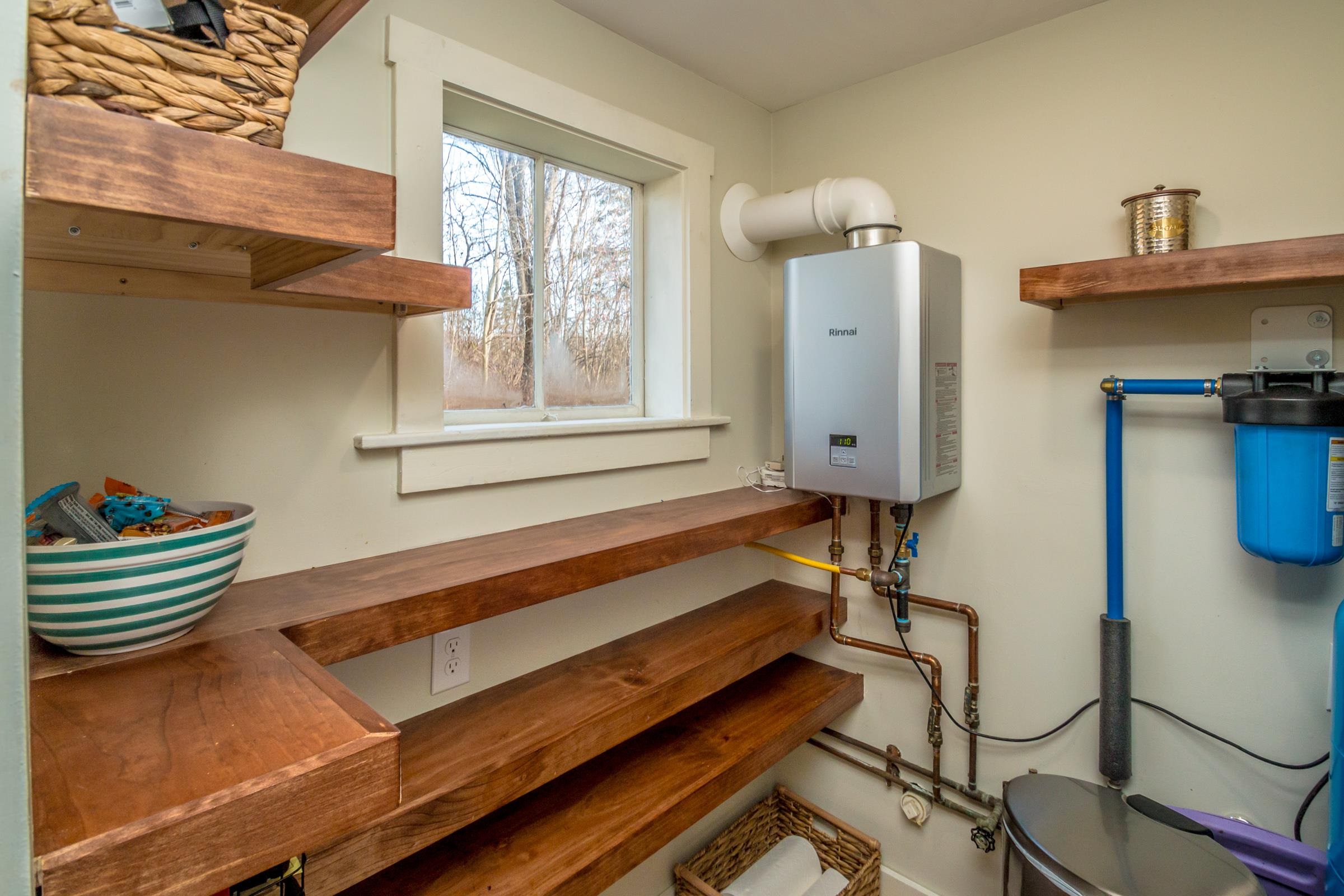 129 Meadows Road Jefferson, NH 03583 - Photo 3 of 38 Gallery Image 3