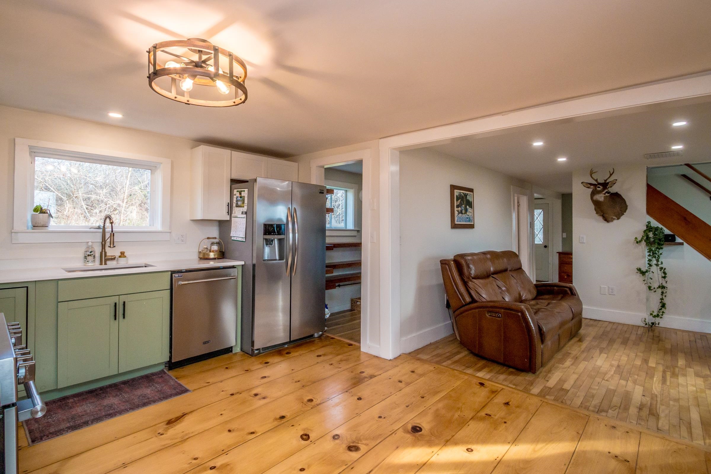 129 Meadows Road Jefferson, NH 03583 - Photo 7 of 38 Gallery Image 7