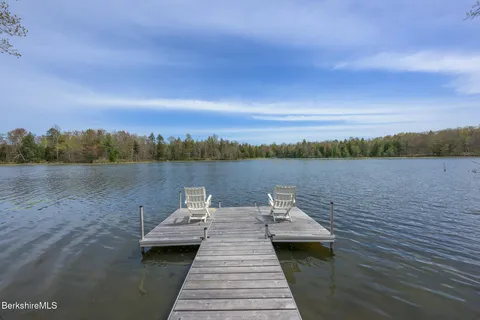 $1,595,000 | 6 Bay Lane, Sheffield, MA 01257
