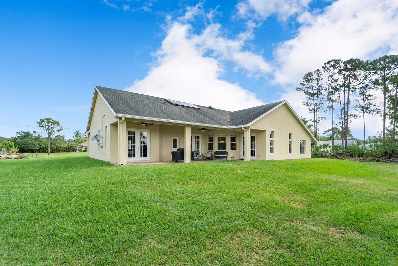 14716 86th Road North Loxahatchee, FL 33470 - Photo 27 of 36 028-1471686thRoadNorth-Loxahatchee-FL-33