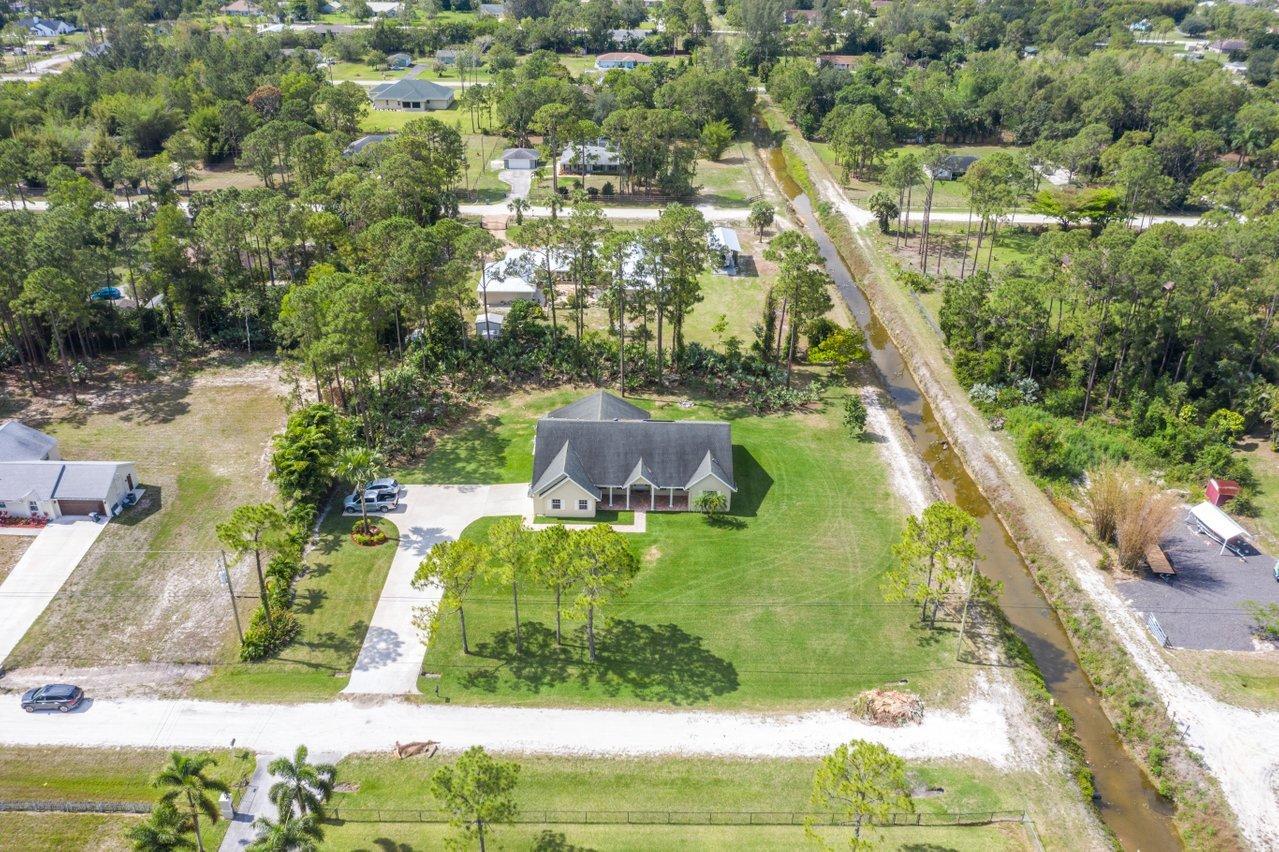 14716 86th Road North Loxahatchee, FL 33470 - Photo 33 of 36 035-1471686thRoadNorth-Loxahatchee-FL-33