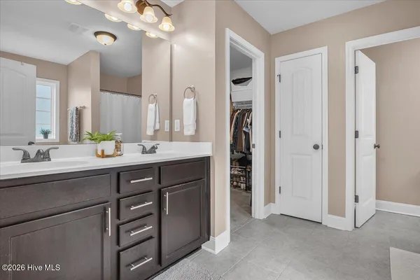 $389,900 | 426 Pebble Shore Drive, Sneads Ferry, NC 28460