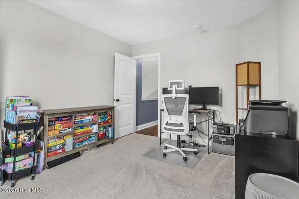 $389,900 | 426 Pebble Shore Drive, Sneads Ferry, NC 28460