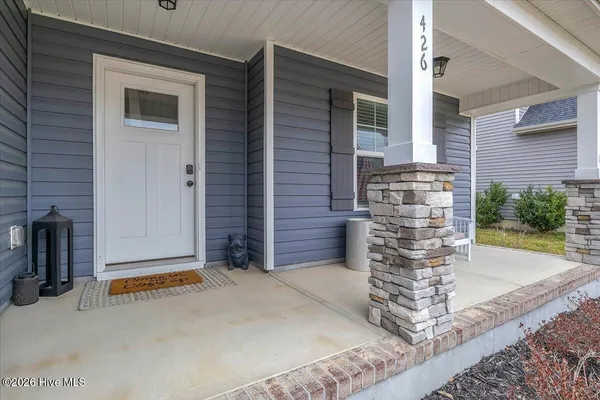 $389,900 | 426 Pebble Shore Drive, Sneads Ferry, NC 28460