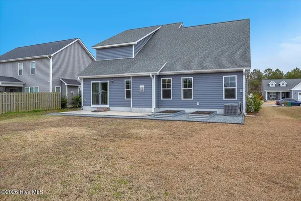 $389,900 | 426 Pebble Shore Drive, Sneads Ferry, NC 28460