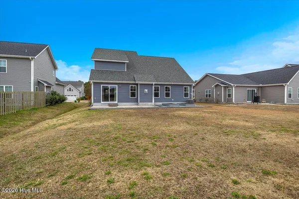$389,900 | 426 Pebble Shore Drive, Sneads Ferry, NC 28460