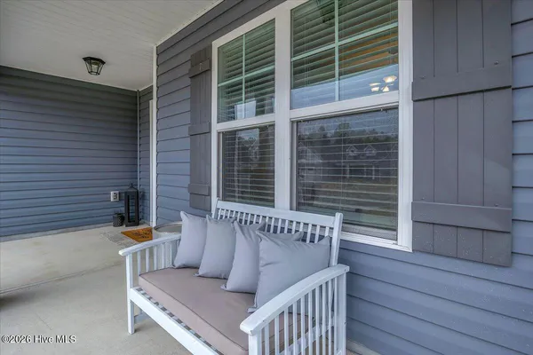 $389,900 | 426 Pebble Shore Drive, Sneads Ferry, NC 28460