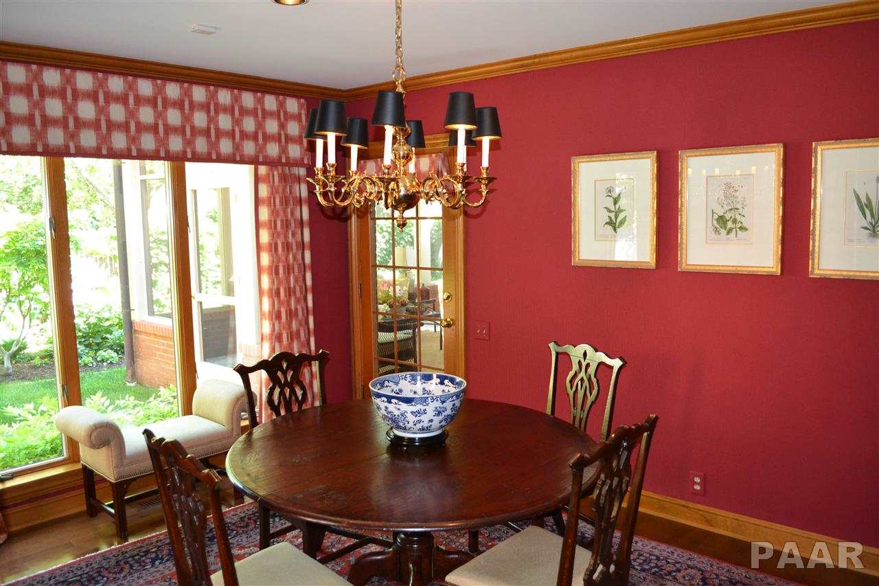 5718 North Prospect Road Peoria, IL 61614 - Photo 12 of 36 Gallery Image 12