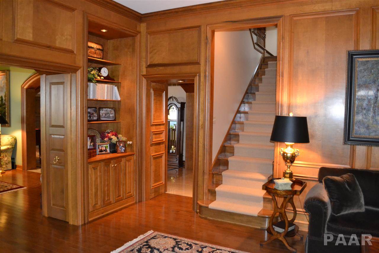 5718 North Prospect Road Peoria, IL 61614 - Photo 14 of 36 Gallery Image 14