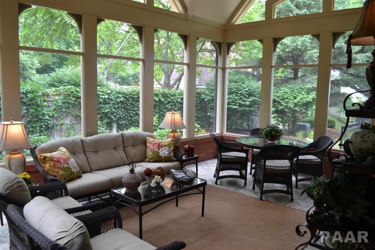 5718 North Prospect Road Peoria, IL 61614 - Photo 15 of 36 Gallery Image 15