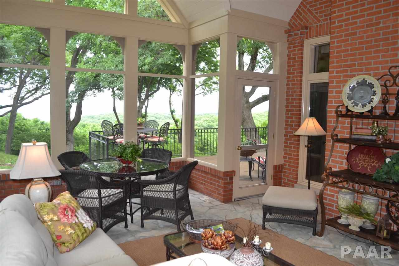 5718 North Prospect Road Peoria, IL 61614 - Photo 17 of 36 Gallery Image 17