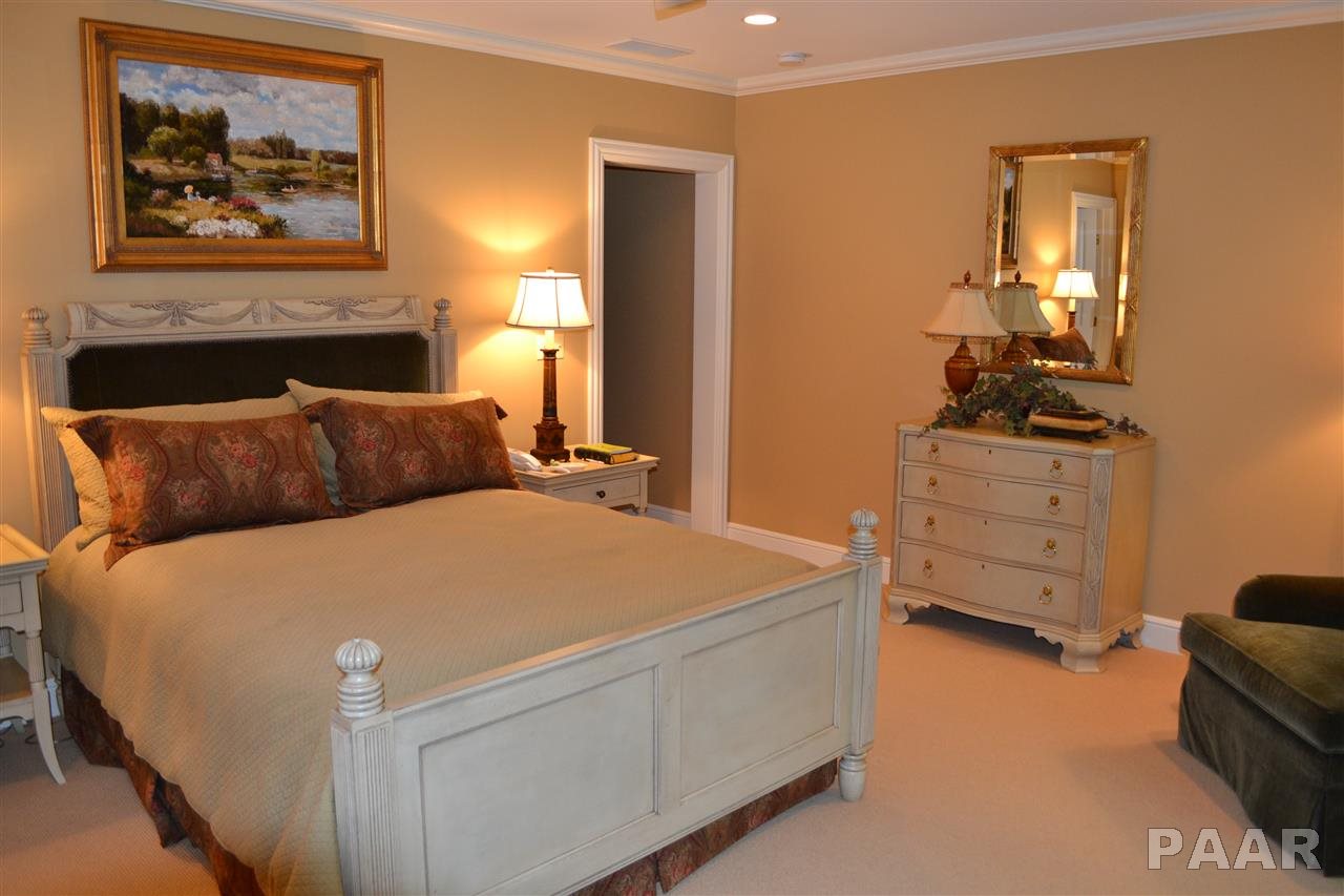 5718 North Prospect Road Peoria, IL 61614 - Photo 18 of 36 Gallery Image 18