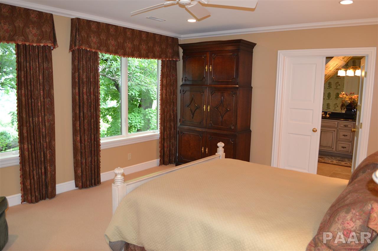 5718 North Prospect Road Peoria, IL 61614 - Photo 19 of 36 Gallery Image 19