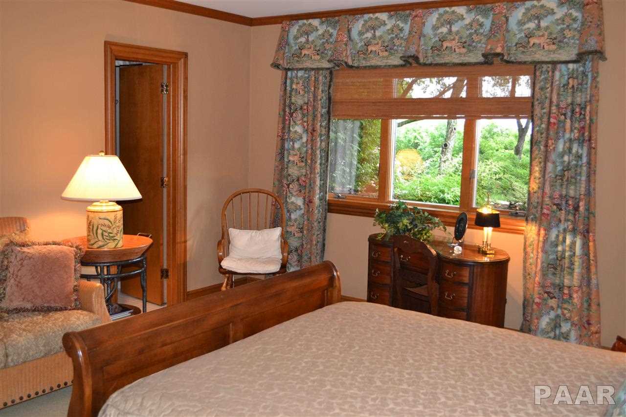 5718 North Prospect Road Peoria, IL 61614 - Photo 22 of 36 Gallery Image 22