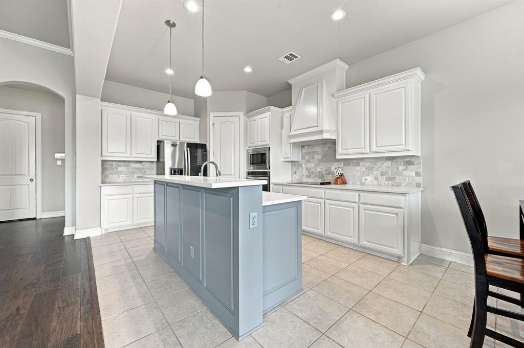 813 Rustic Trail Midlothian, TX 76065 - Photo 7 of 27 Gallery Image 7