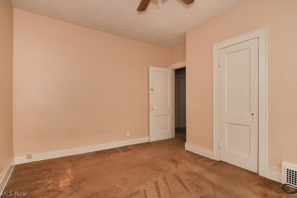2177 Rexwood Road Cleveland, OH 44118 - Photo 12 of 16