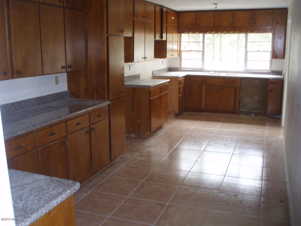 6054 Magellan Road Jacksonville, FL 32222 - Photo 3 of 6 Kitchen