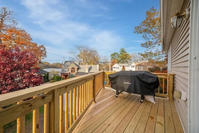 $585,000 | 2 Alnette Road, Merrimac, MA 01860