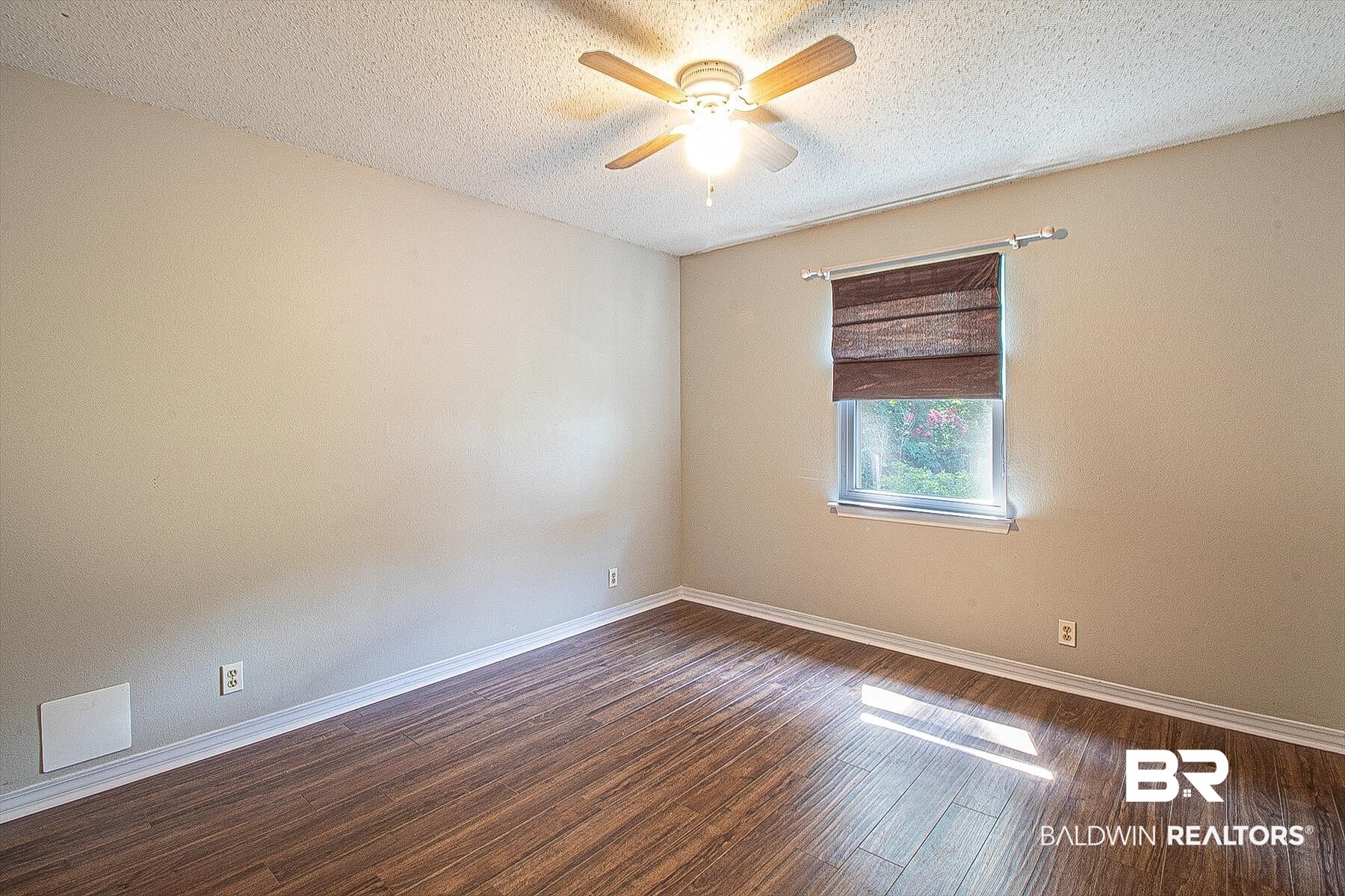 133 Michael Loop Daphne, AL 36526 - Photo 20 of 32