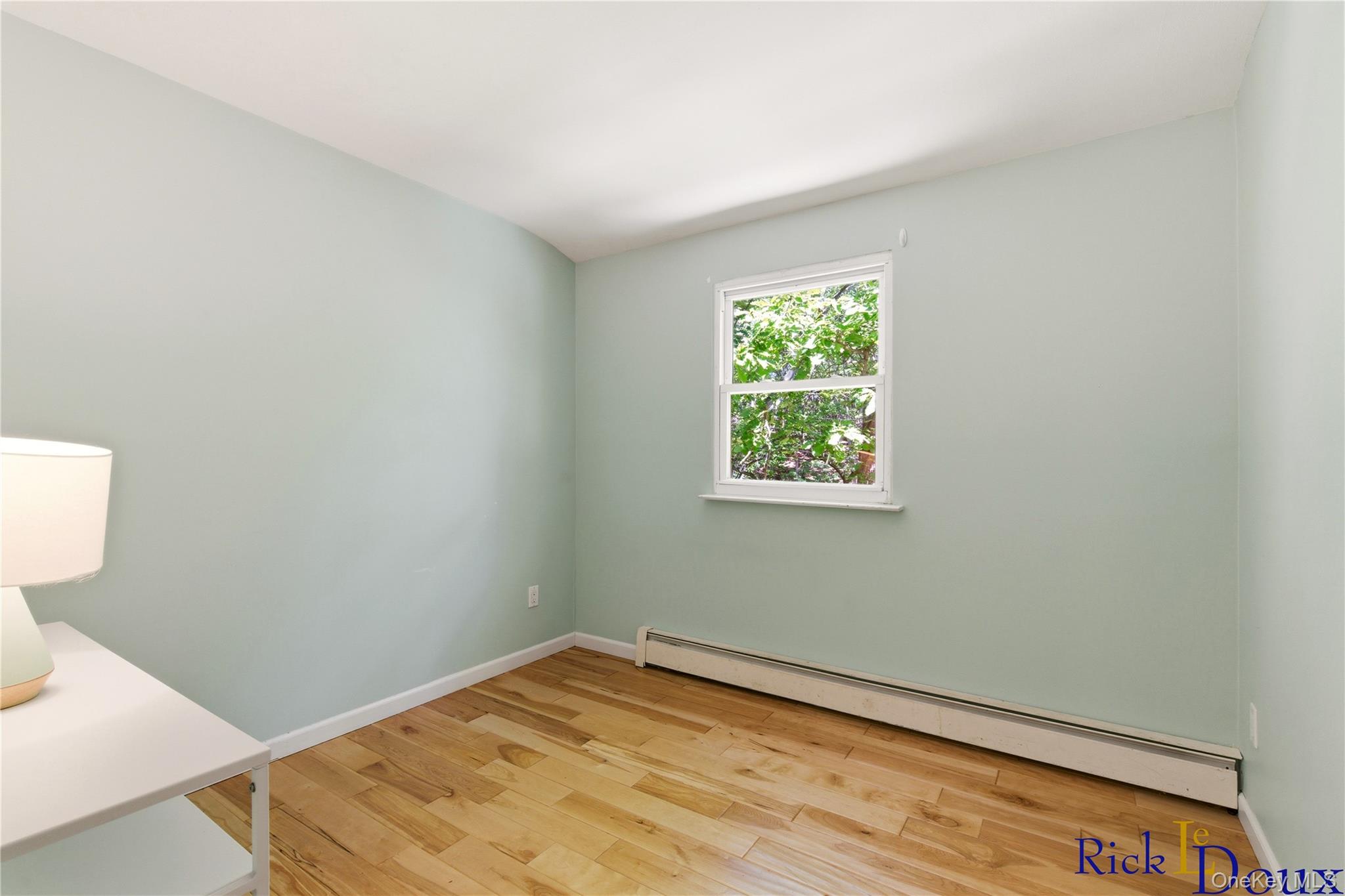 223 Old Post Road Port Jefferson, NY 11777 - Photo 20 of 30
