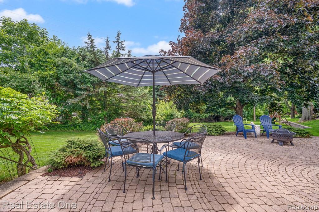 606 Whitney Drive Rochester, MI 48307 - Photo 36 of 42 606 Whitney_MLS-034.jpg
