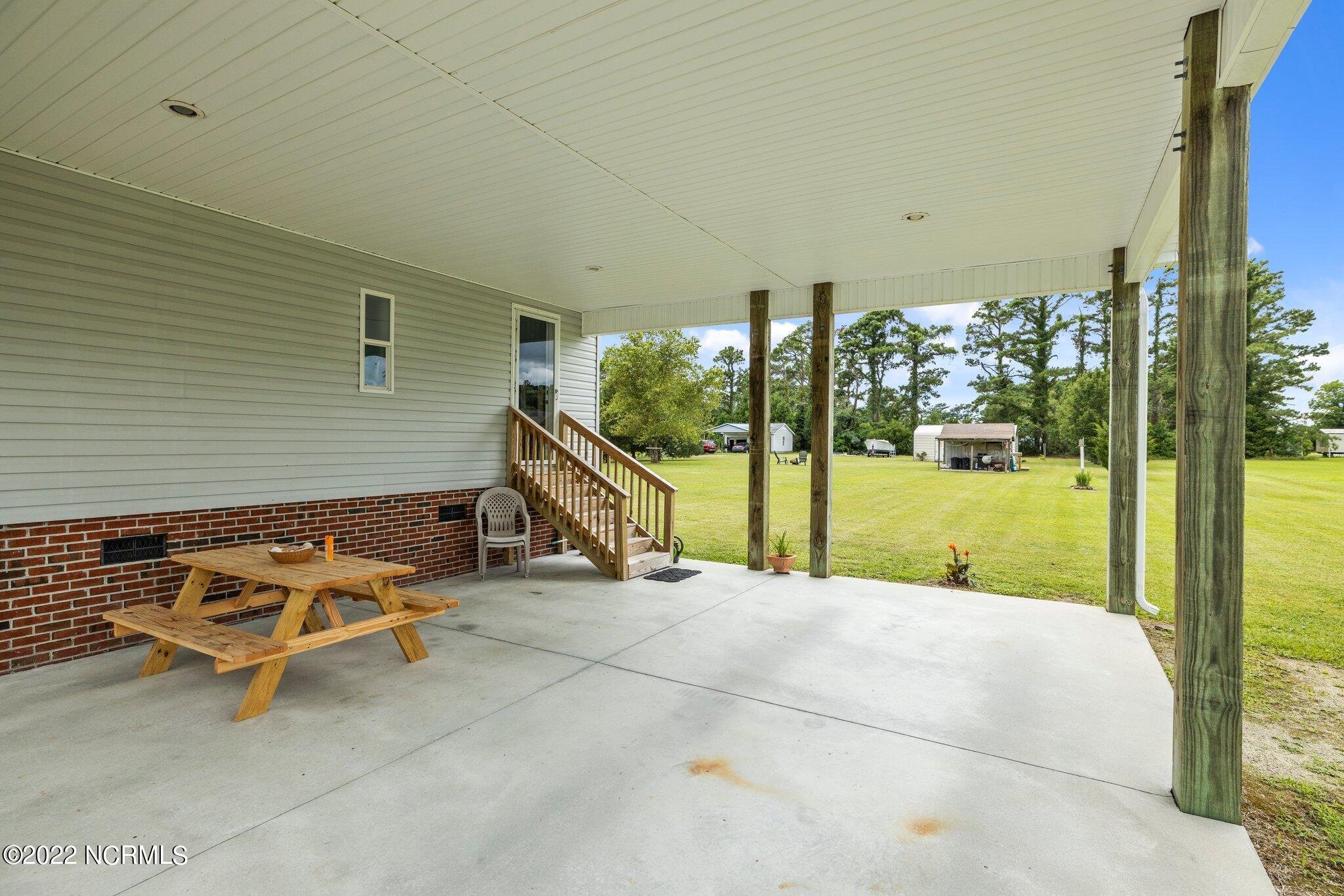 314 Pigott Road Gloucester, NC 28528 - Photo 14 of 50 12-web-or-mls-_S3A3774