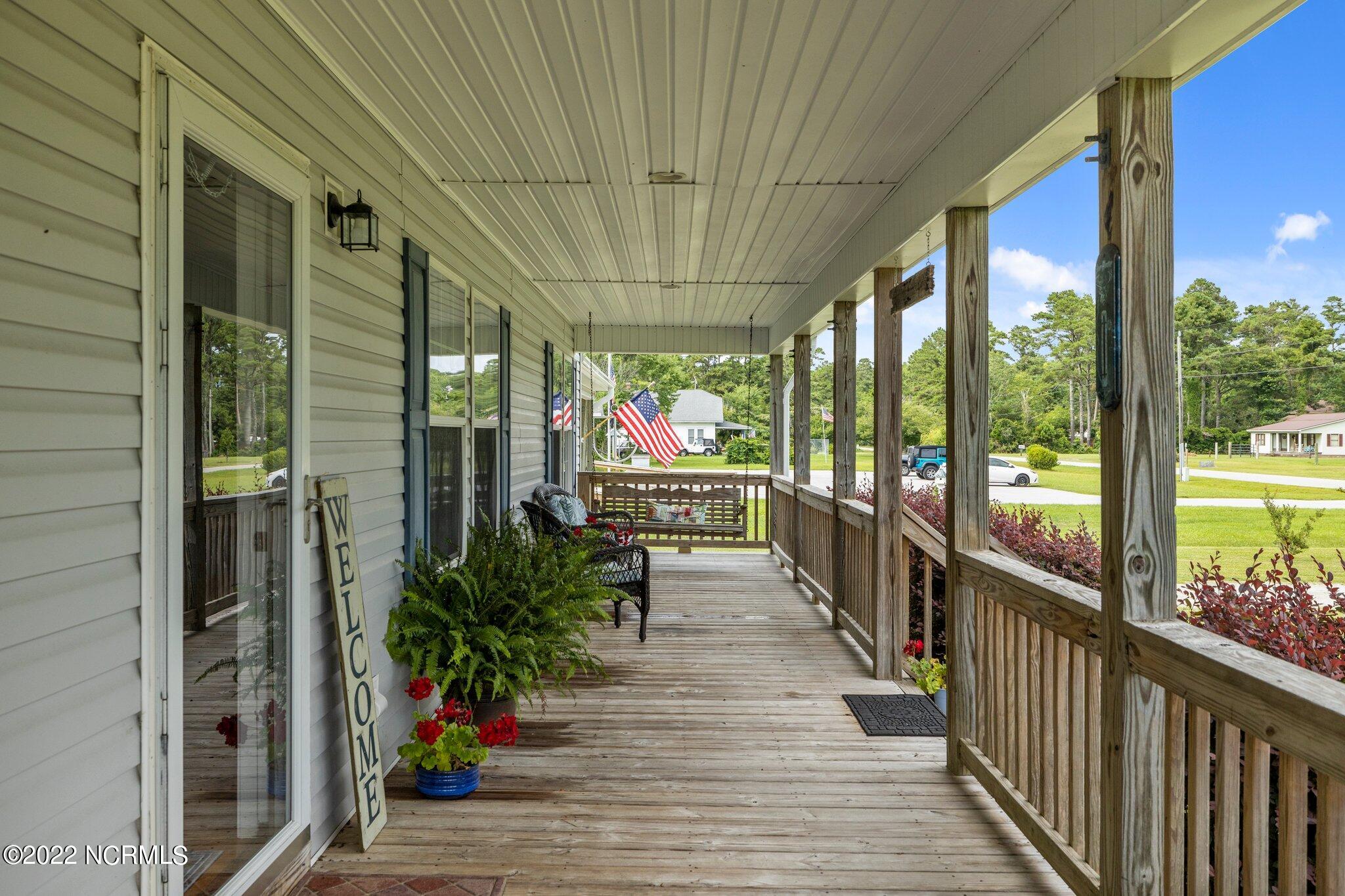 314 Pigott Road Gloucester, NC 28528 - Photo 24 of 50 24-web-or-mls-_S3A3801