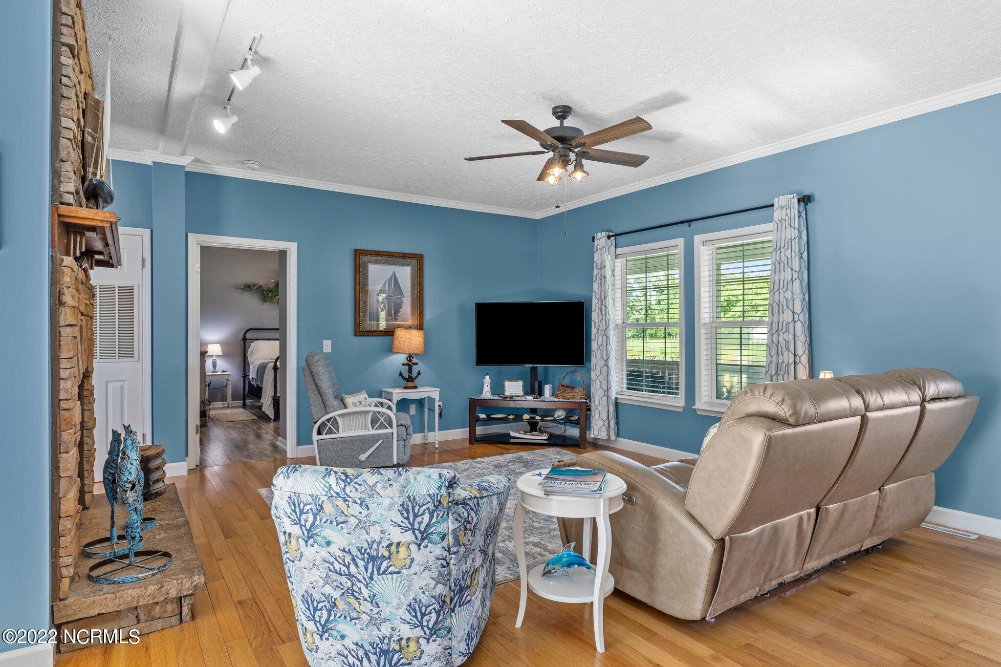 314 Pigott Road Gloucester, NC 28528 - Photo 37 of 50 37-web-or-mls-_S3A3927