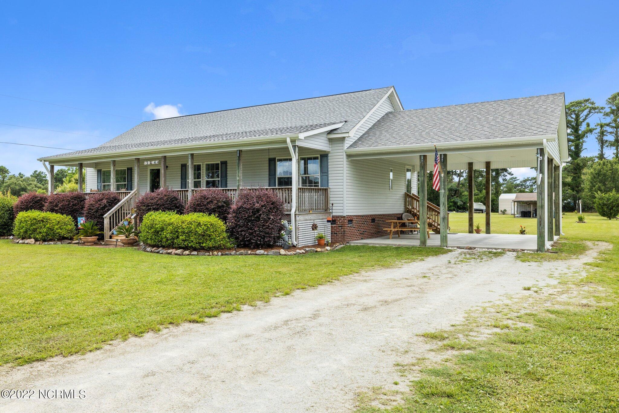 314 Pigott Road Gloucester, NC 28528 - Photo 6 of 50 3-web-or-mls-_S3A3779