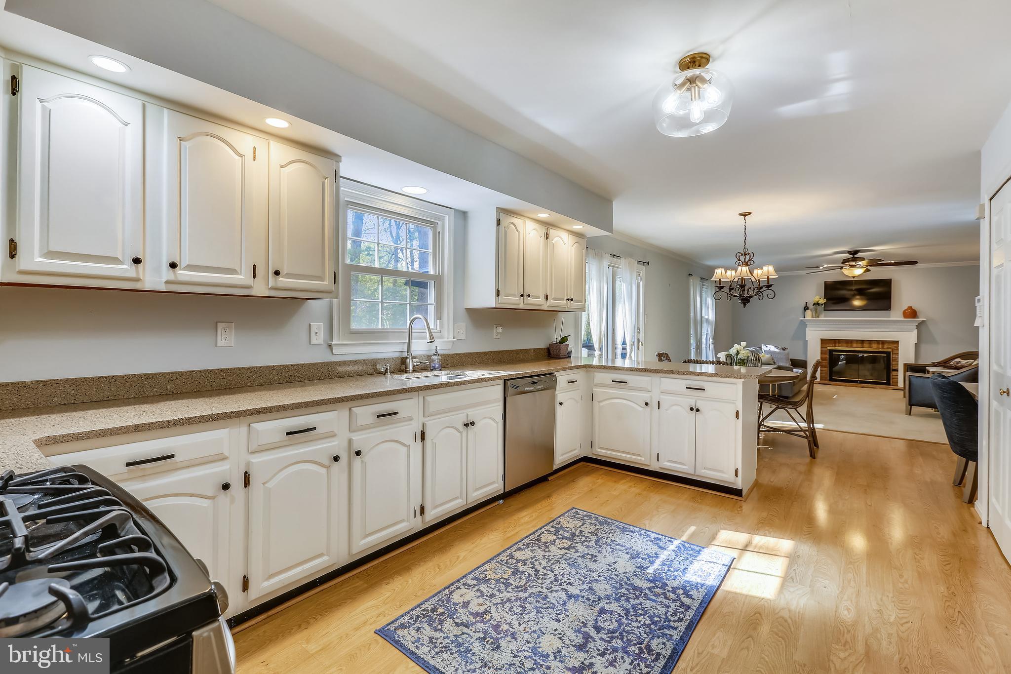 15520 Langside Street Silver Spring, MD 20905 - Photo 9 of 52 Gallery Image 9