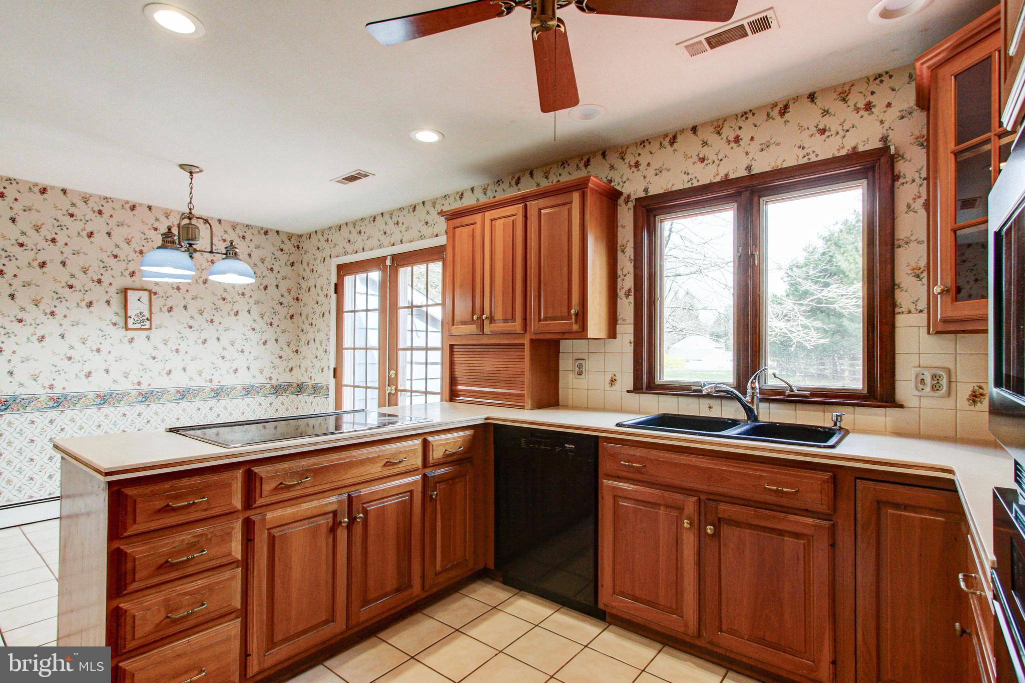 40 Pinevale Road Doylestown, PA 18901 - Photo 14 of 35 Kitchen