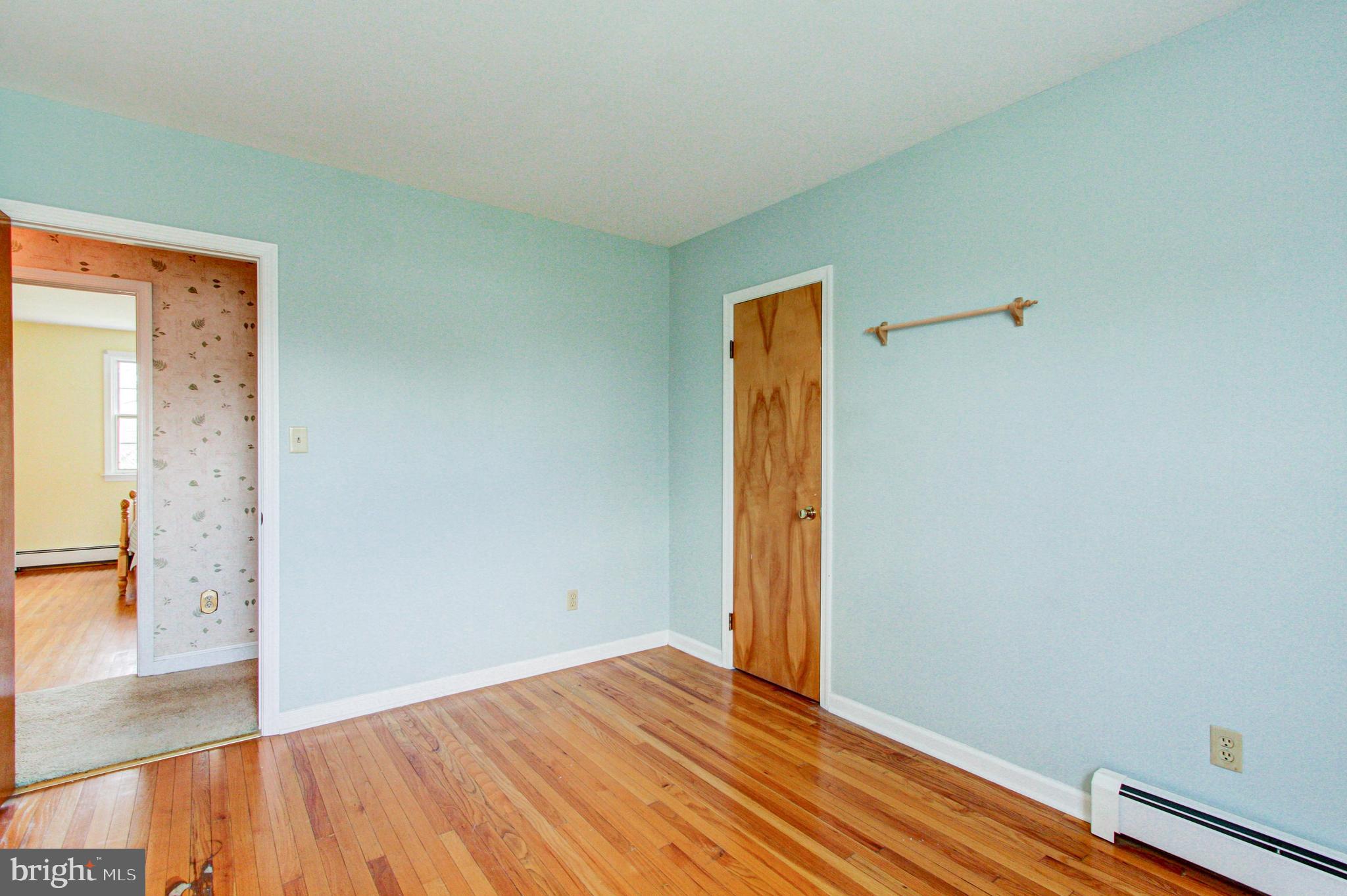 40 Pinevale Road Doylestown, PA 18901 - Photo 20 of 35 Bedroom 1