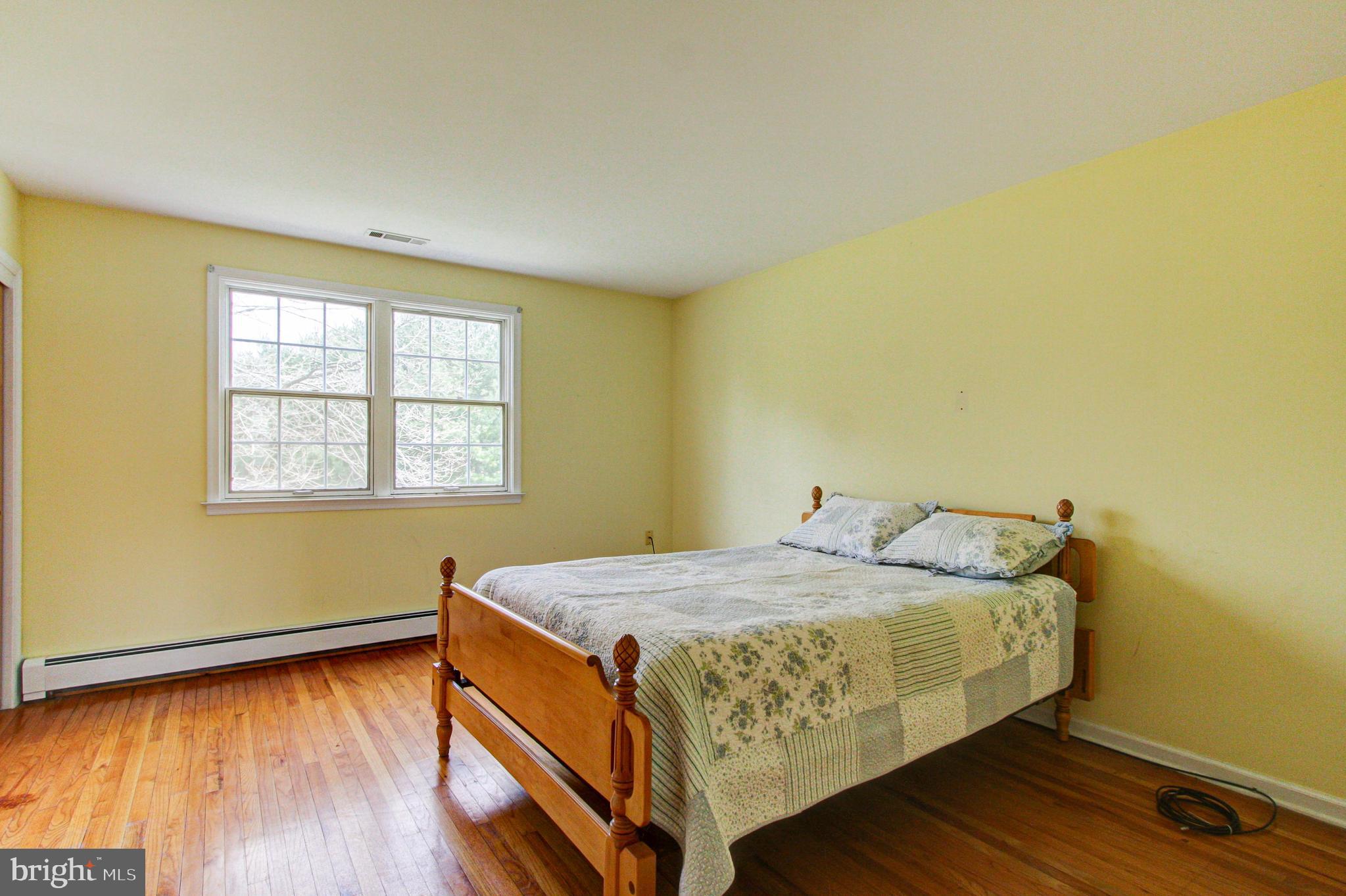 40 Pinevale Road Doylestown, PA 18901 - Photo 23 of 35 Bedroom 2