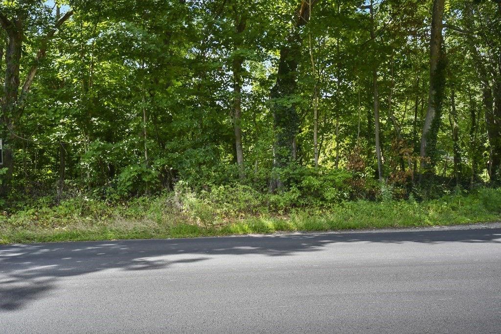 124-2 Gore Road Webster, MA 01570 - Photo 12 of 14