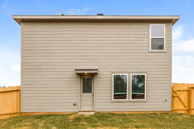 $1,995 | 2084 Cedar Way Drive, Conroe, TX 77301