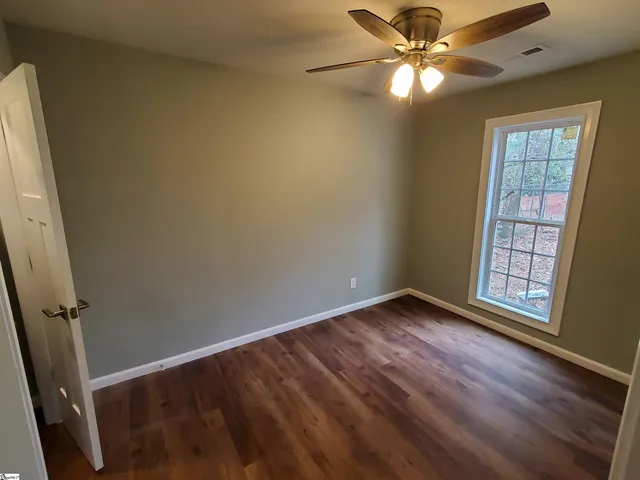 $1,550 | 111 Augusta Street, Easley, SC 29640