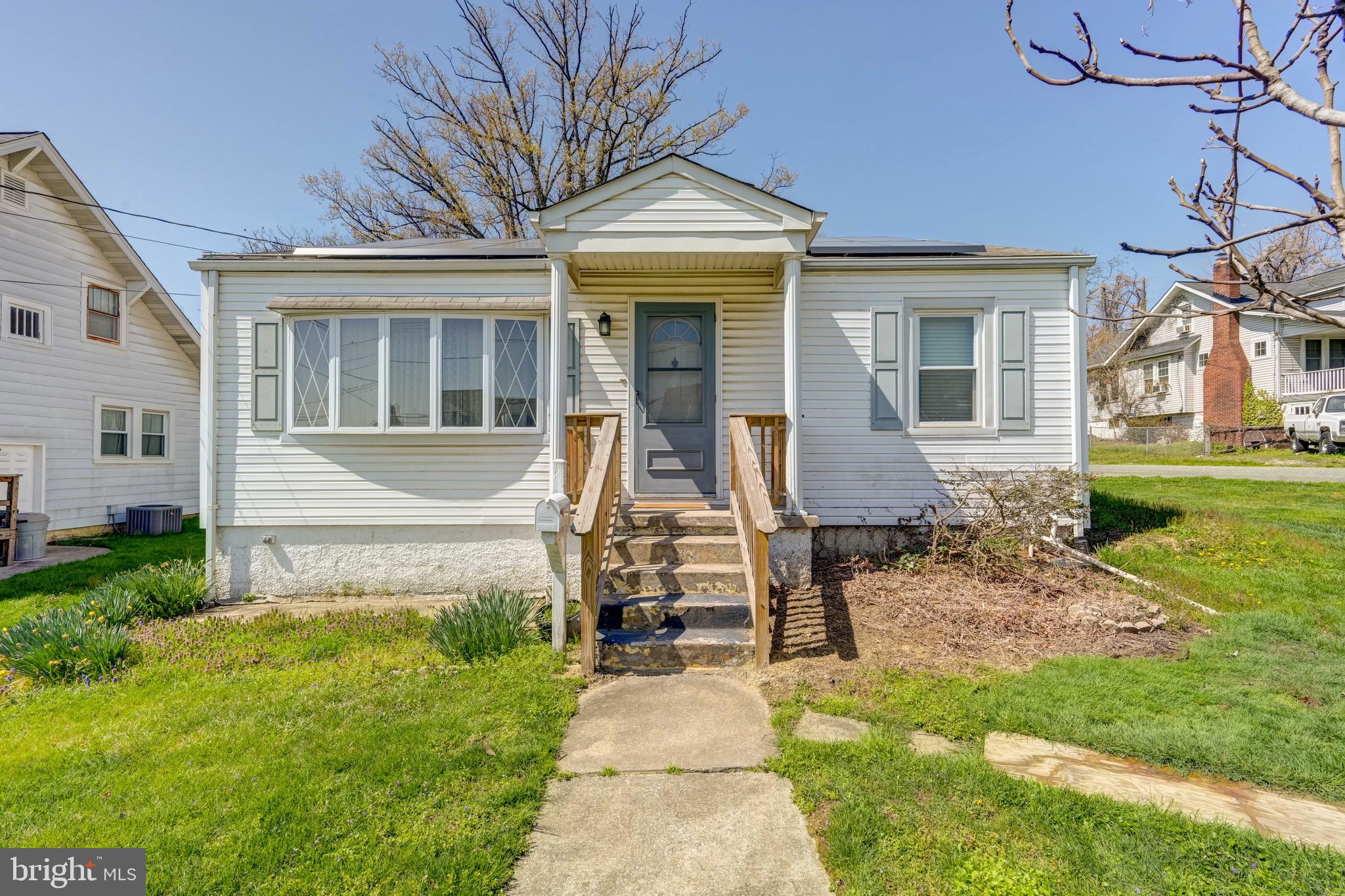 5630 Oakland Road Baltimore, MD 21227 - Photo 2 of 31 Gallery Image 2