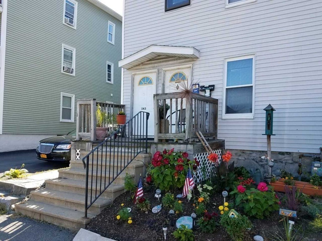 543 Park Avenue, Unit 3 Worcester, MA 01603 - Photo 1 of 8