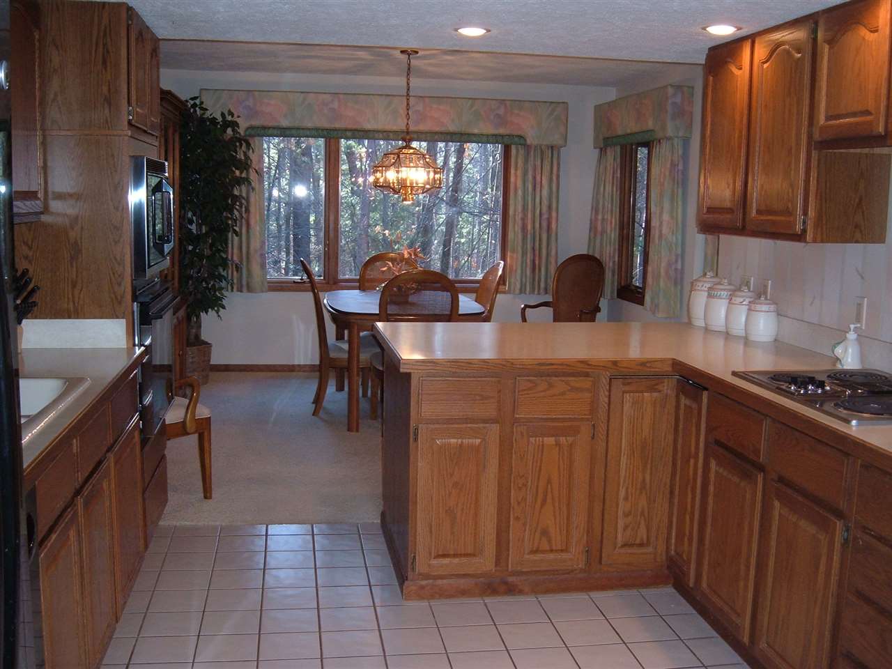6459 Mission Ridge Traverse City, MI 49686 - Photo 12 of 30 1815102-11.JPG
