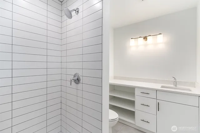 $3,500 | 6413 Sand Point Way Northeast, Seattle, WA 98115