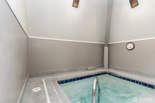 $3,500 | 6413 Sand Point Way Northeast, Seattle, WA 98115