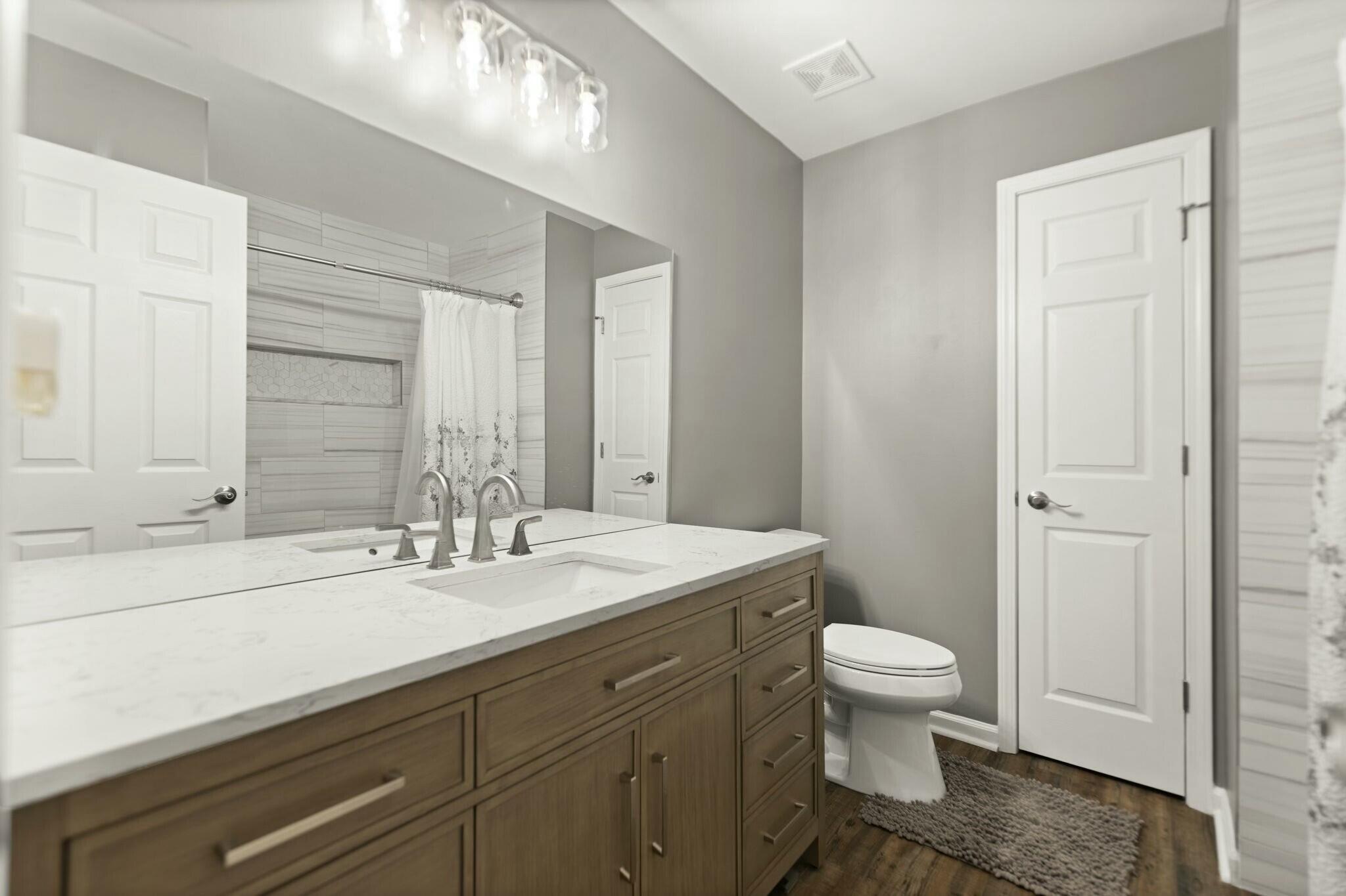 545 Millpond Road Lexington, KY 40514 - Photo 31 of 41 Guest Bathroom