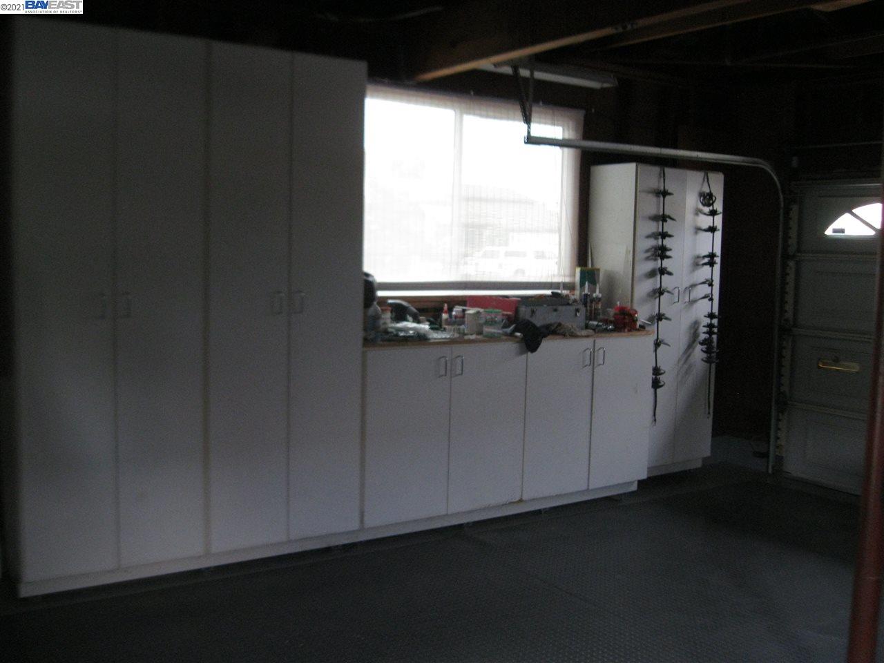 Washington Manor San Leandro, CA 94579 - Photo 15 of 18 a bathroom with a sink and a window