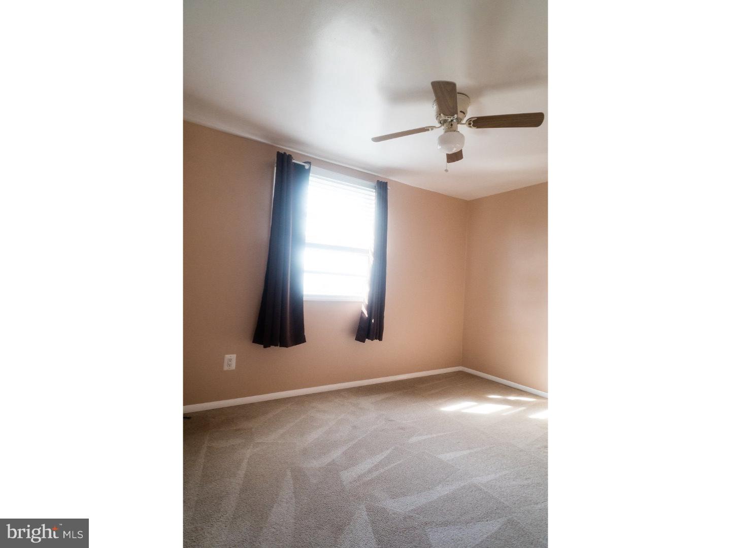 10827 Harrow Road Philadelphia, PA 19154 - Photo 19 of 25