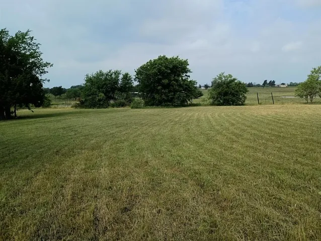 $119,995 | 3100 Briarcliff Circle, Gainesville, TX 76240